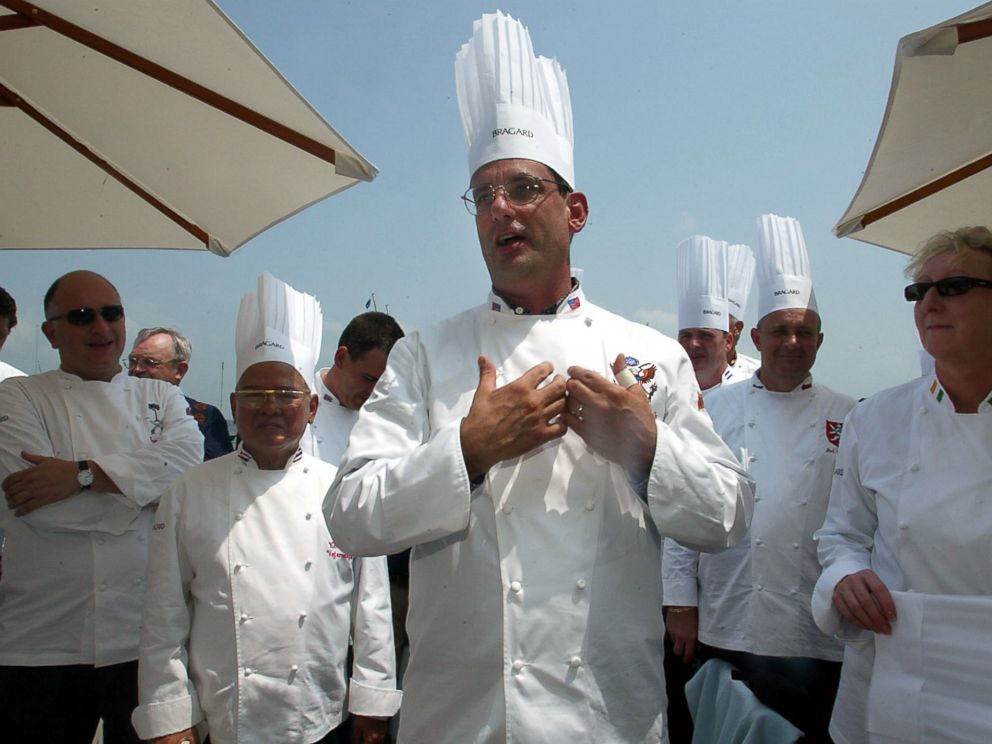 PHOTO: Chef to former president George W. Bush , Walter Scheib, is seen in this file photo greeting chefs from around the world at the Chesapeake Bay Maritime Museum in St. Michaels, Md, July 27, 2004.