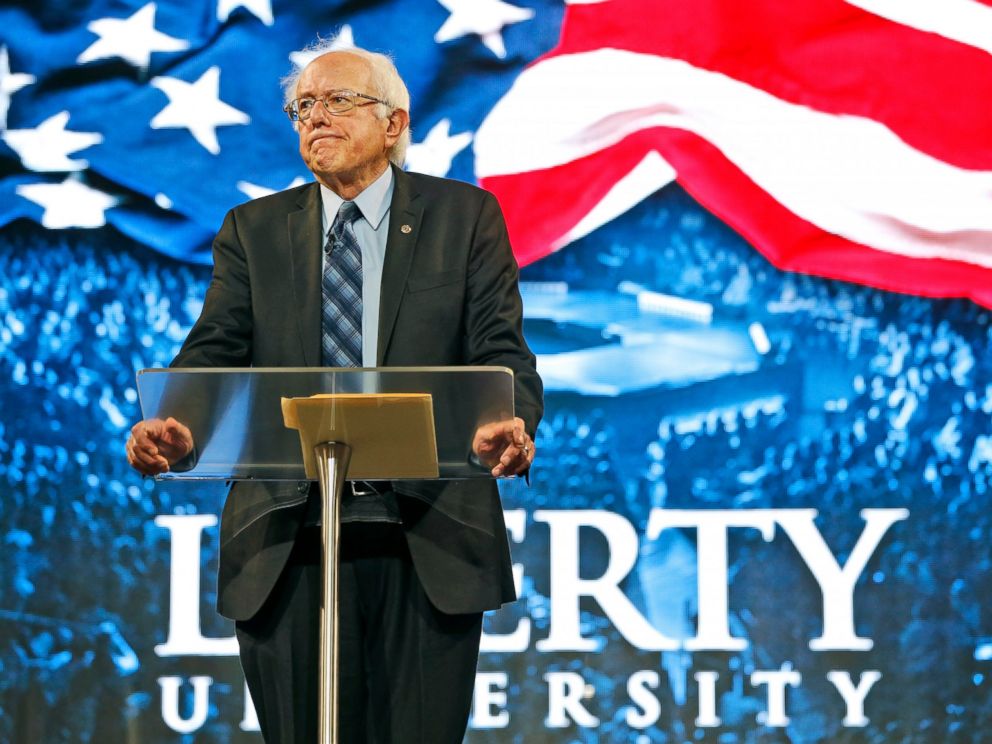 PHOTO: Democratic presidential candidate, Sen. Bernie Sanders, I-Vt. looks over the crowd during a speech at Liberty University in Lynchburg, Va., Sept. 14, 2015.