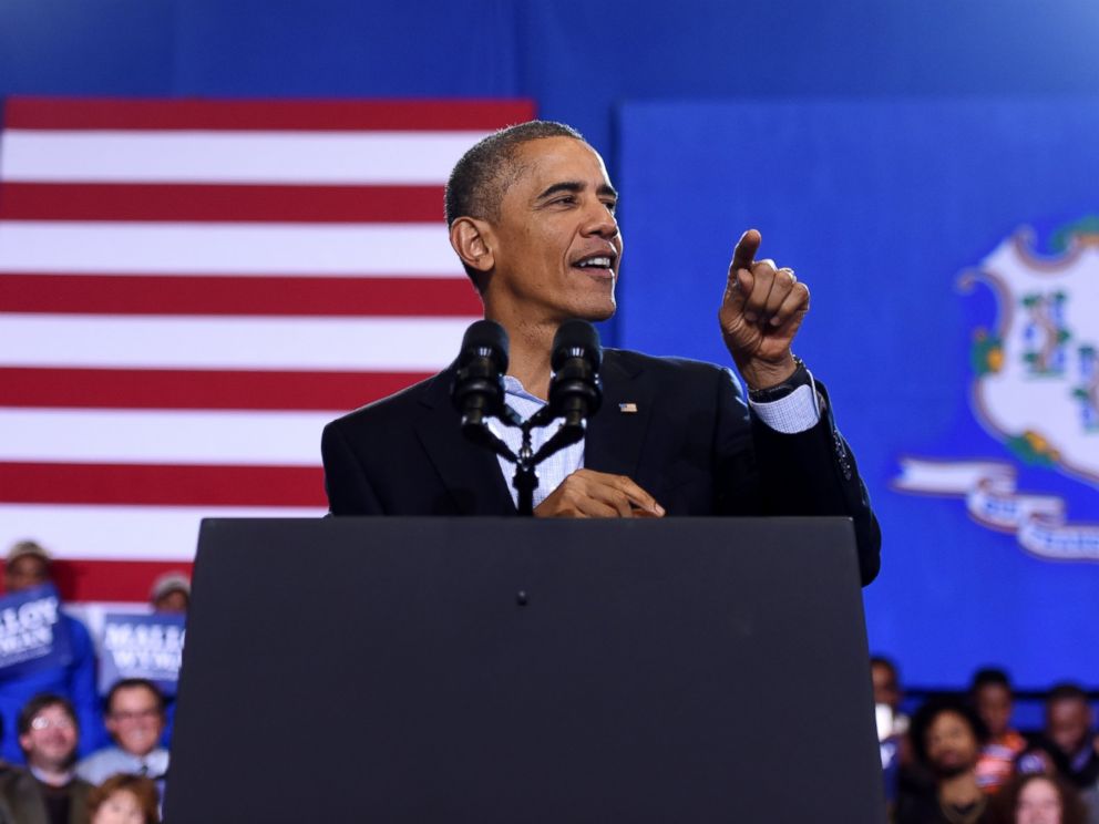PHOTO: President Barack Obama speaks at Central High School in Bridgeport, Conn., Nov. 2, 2014.