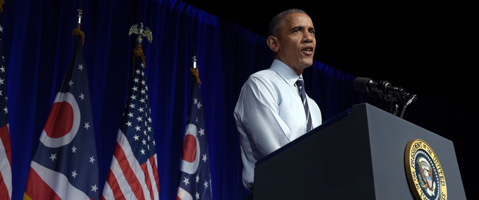 AP_obama_ohio_cf_161013_12x5_1600.jpg