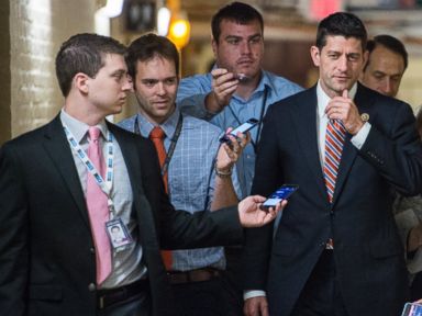 As GOP Splits Apart, Democrats Meet to Spar