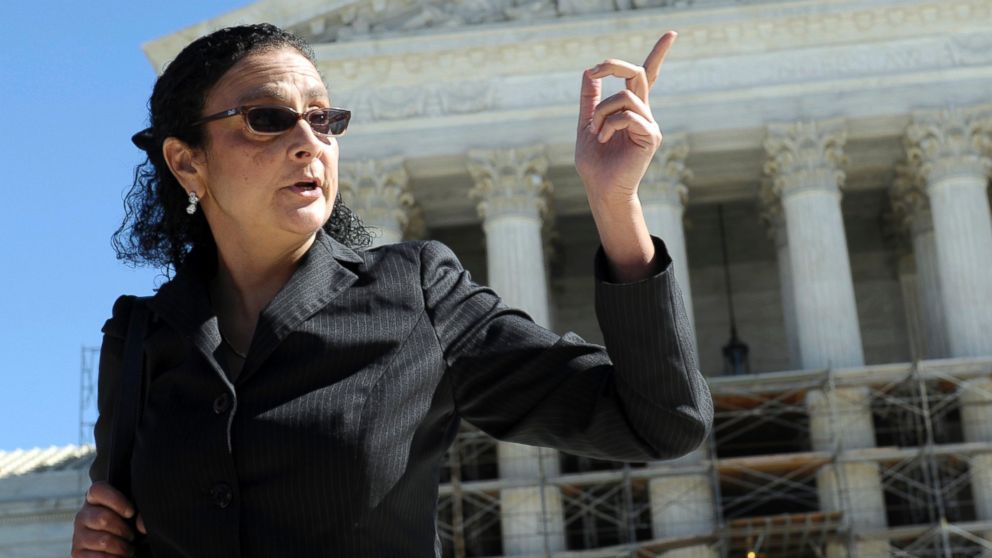 PHOTO: Shanta Driver arrives at the Supreme Court in Washington, Oct. 15, 2013.