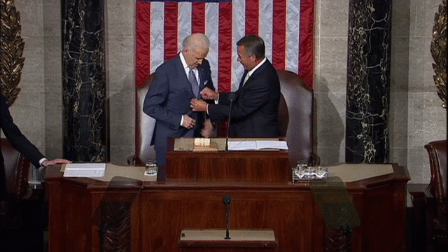 BIDEN BOEHNER CLOTHING State of the Union 2014 in 6 GIFs