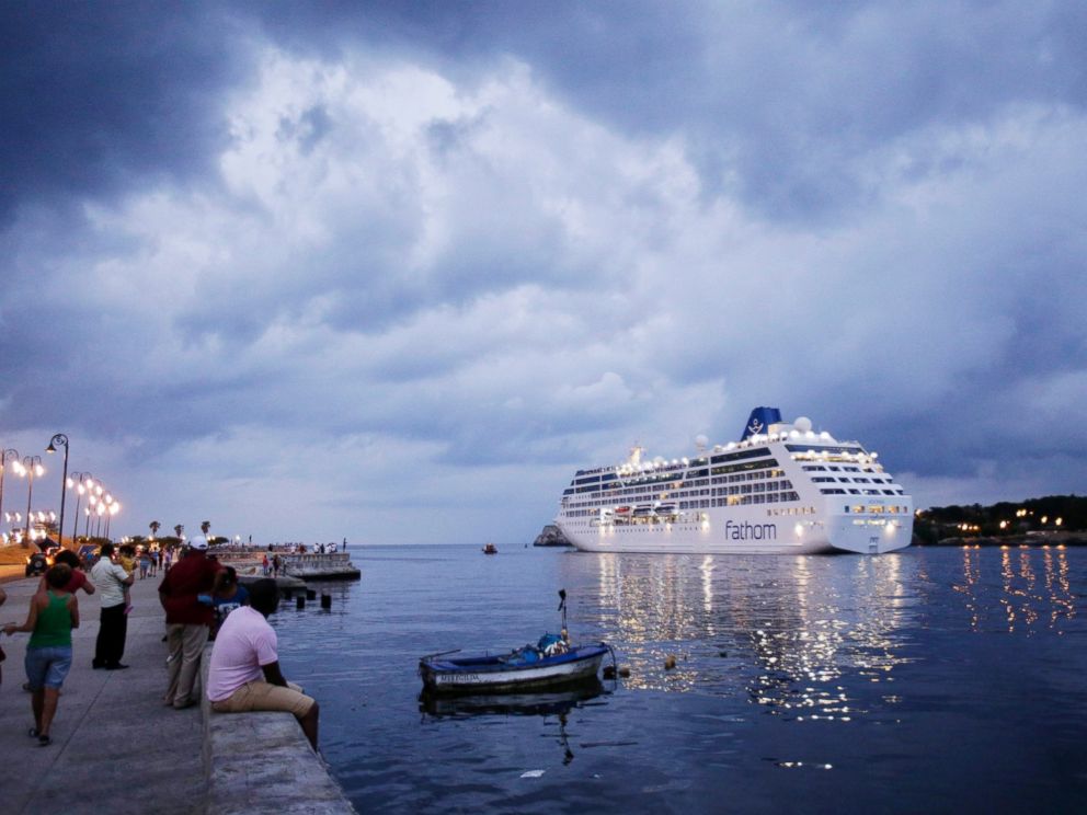 PHOTO: The cruise ship Adonia leaves Havana bay, Cuba, May 3, 2016.