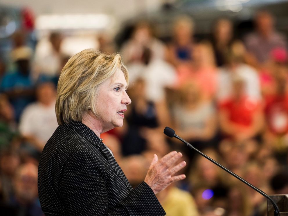 PHOTO: Democratic presidential candidate and former Secretary of State Hillary Clinton delivers an economic speech at Fort Hayes Metropolitan Education Center in Columbus, June 21, 2016.