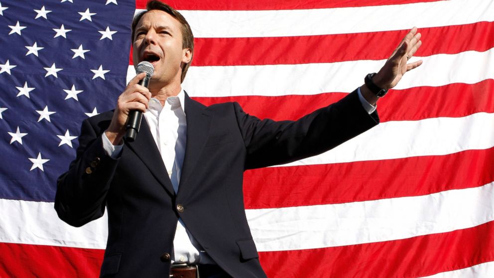 PHOTO: John Edwards speaks at his campaign headquarters in Las Vegas, Jan. 18, 2008.