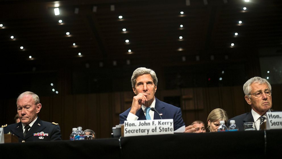 PHOTO: john kerry