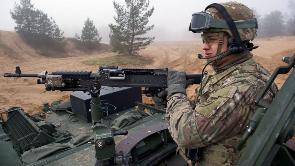 Pentagon Considering Placing Tanks, Other Heavy Weapons in Baltics