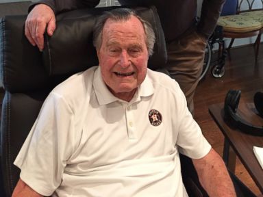First Photo of Bush Since Hospital Stay Hits Internet