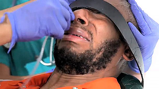 Mos Def Films Guantanamo Force Feeding Demonstration