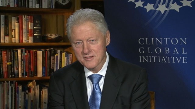 PHOTO: Former President Bill Clinton is interviewed on "This Week"
