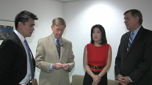 PHOTO: The "This Week" roundtable continues the immigration debate in the green room