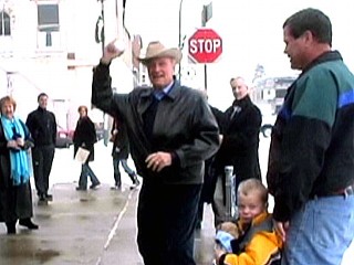 Fred Thompson Armed With A Snowball