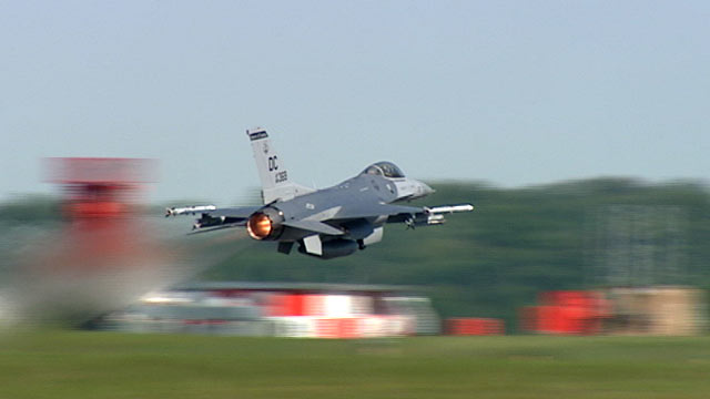 PHOTO: A DC Air National Guard F-16 takes part in a training mission at Andrews Air Force Base.