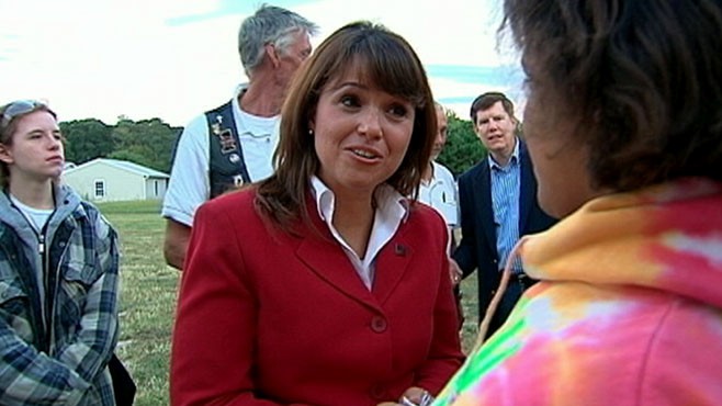 VIDEO: ABC News/Washington Post poll shows GOP edge with a drop in Tea Party support.
