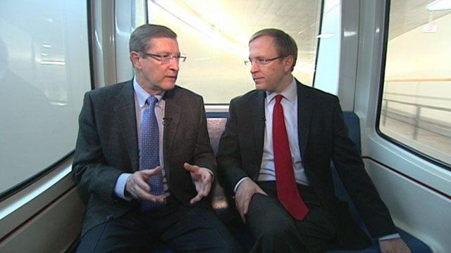 PHOTO: Senator Kent Conrad, D-ND, takes a ride on Jonathan Karl?s ?Subway Series?