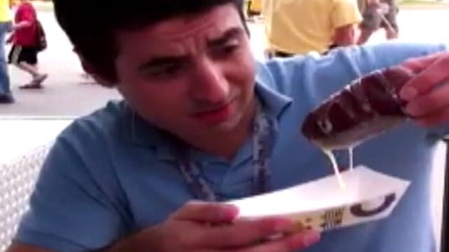 VIDEO: ABC Radio's Steven Portnoy takes a break to try an Iowa State Fair specialty.