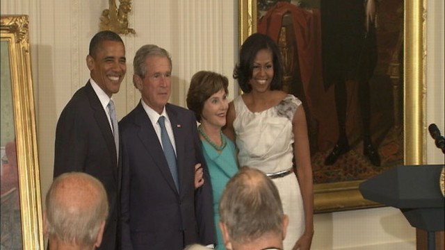 VIDEO: Obama Welcomes Bush Back to White House
