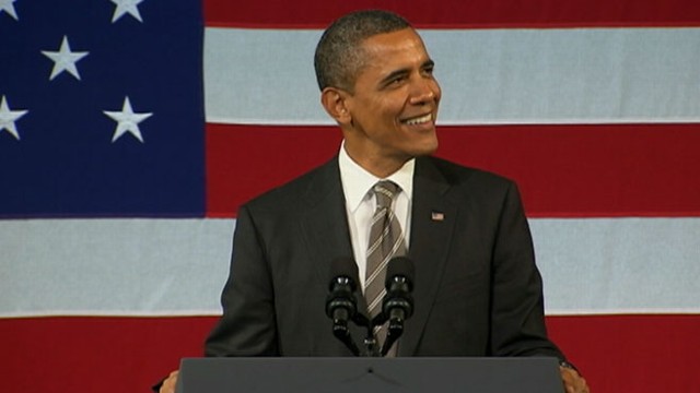 VIDEO: At a fundraiser at the Apollo Theater, Obama sings Rev. Al Greens music.
