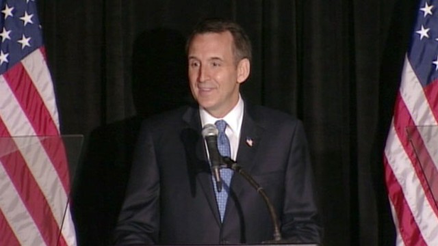 VIDEO: Tim Pawlenty talks about the economy in addresses at University of Chicago.