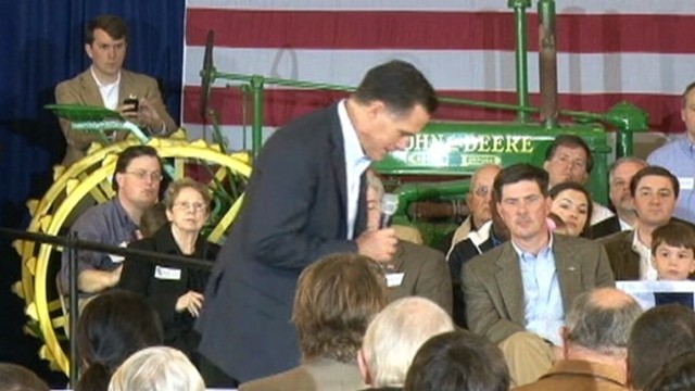 VIDEO: Audience laughs as GOP front-runner exclaims "got em" after stepping on bug.