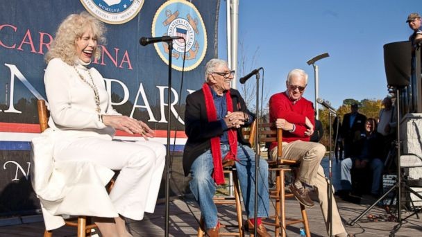 VIDEO: M*A*S*H Stars Honor Korean War Vets in Heroes Homecoming