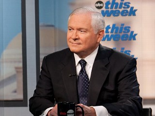 Photo: Defense Secy Robert Gates on 