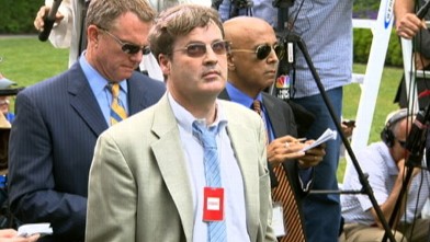 PHOTO: A heckler interrupted President Obama's Press conference on the White House lawn, June 15, 2012.