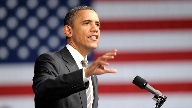 PHOTO: Pres. Barack Obama speaks at the Nob Hill Masonic Center in San Francisco, Calif. Feb. 16, 2012.