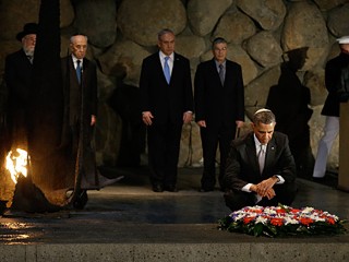 Obama Ends Trip Symbolic Stops
