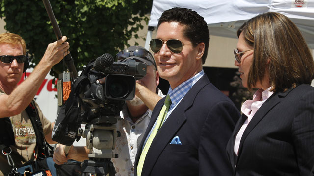 PHOTO: Bryan Huffman, center, is escorted from the Federal Courthouse in Greensboro, N.C. on May 4, 2012.