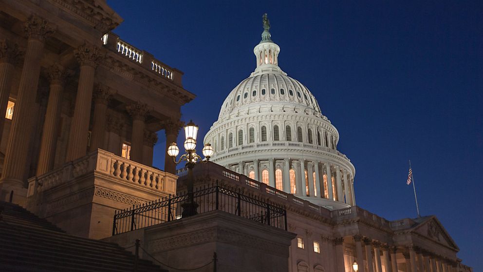 PHOTO: In a rare weekend session at the Capitol, the House of Representatives works into the night, Sept. 28, 2013, in Washington, to pass a bill to fund the government.