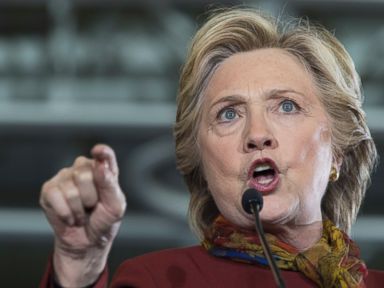 Clinton Fires Back at Trump's Gettysburg Address, Threat to Sue Accusers