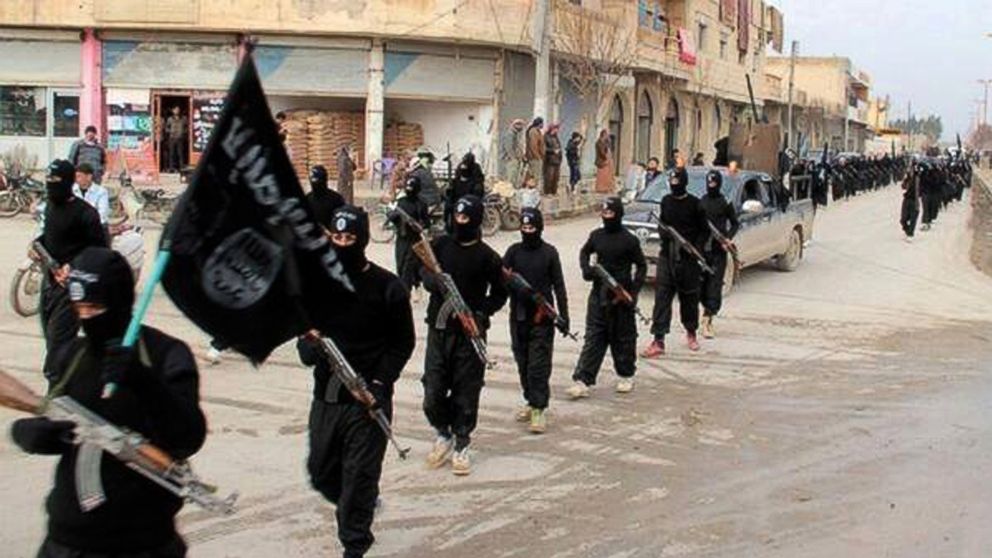 U.S. says coalition laying groundwork to retake Raqqa from IS