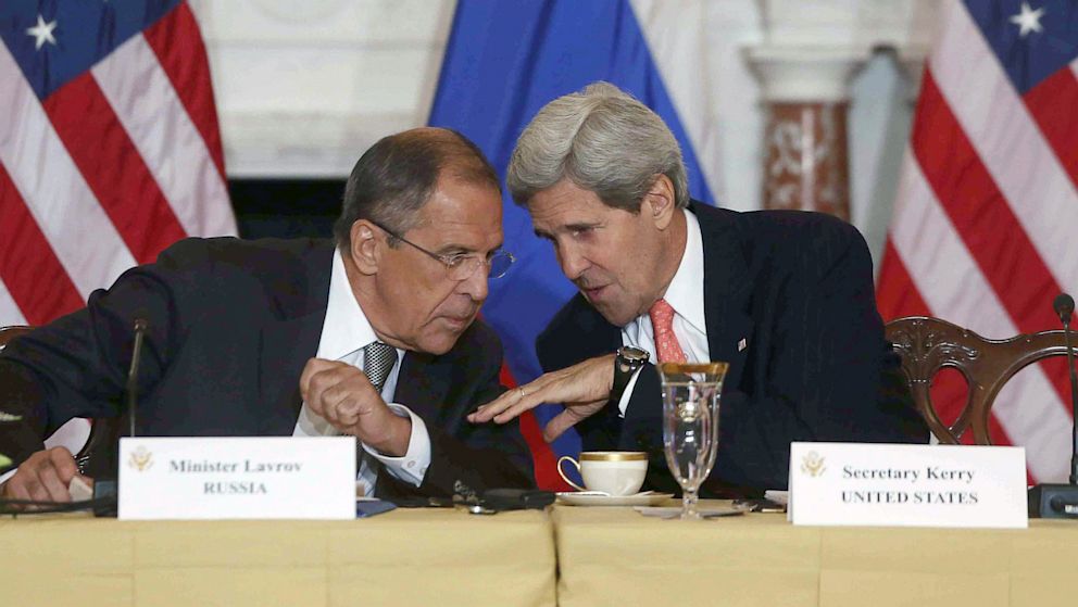 PHOTO: Sergei Lavrov and John Kerry