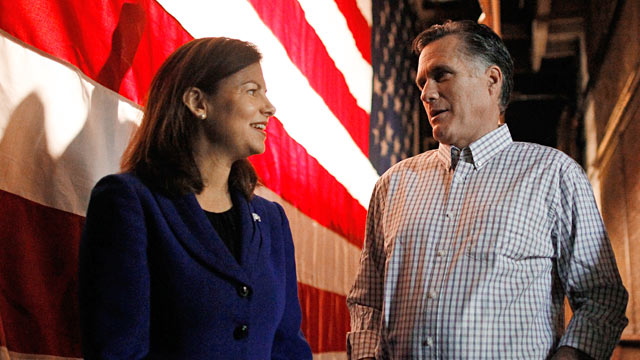 PHOTO: Kelly Ayotte and Mitt Romney