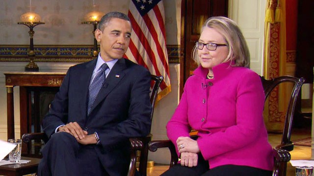 PHOTO: President Barack Obama, center, and Secretary of State Hillary Rodham Clinton speak with ?60 Minutes? correspondent Steve Kroft, left, in the Blue Room of the White House in Washington.