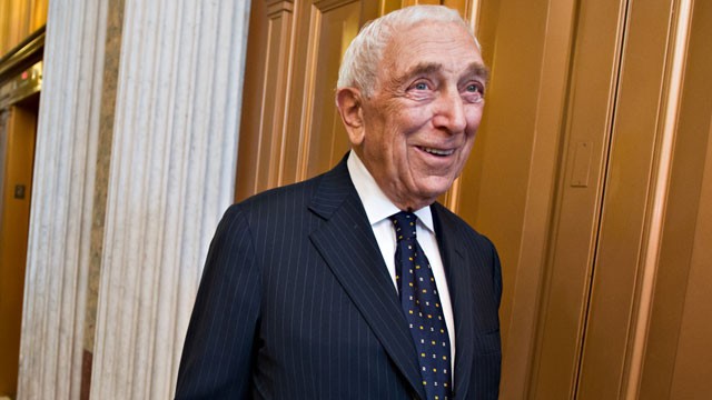 PHOTO: Sen. Frank Lautenberg, D-N.J., smiles after the final votes before the Senate leaves for a five-week recess on Capitol Hill in Washington, Aug. 2, 2012.