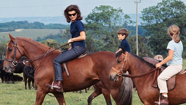 PHOTO: Jackie, John Jr. and Caroline Kennedy on horseback