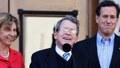 PHOTO: Ohio Attorney General Mike Dewine speaks at a news conference to announce his endorsement for Rick Santorum's presidential campaign, Feb. 17, 2012 in Columbus, Ohio.