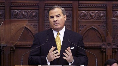 PHOTO: Conn. Gov. John G. Rowland delivers his State of the State address to the Connecticut House of Representatives Feb. 4, 2004 at the capitol in Hartford, Connecticut.