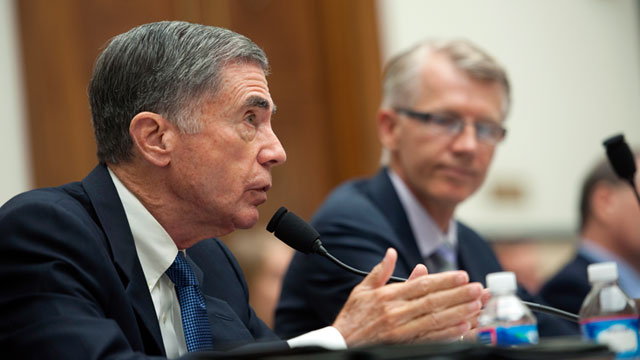 PHOTO: Former Sen. Charles Robb, D-Va., Task Force co-chair, National Security Project, Bipartisan Policy Center testifies before a House Armed Services committee hearing on "Addressing the Iranian Nuclear Challenge: Understanding the Military Options."