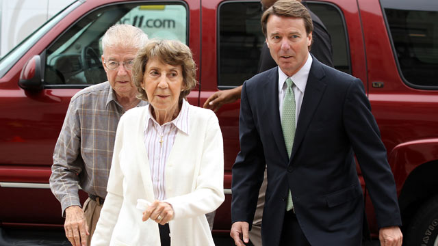 PHOTO: Former Democratic presidential candidate and former U.S. Senator John Edwards arrives at a federal courthouse with his parents Bobbie and Wallace Edwards, Greensboro, N.C., May 24, 2012.
