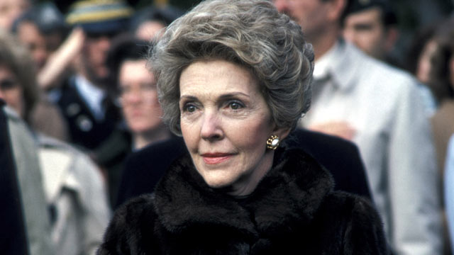 PHOTO: Nancy Reagan greets The Grand Duke of Luxembourg at the White House in Washington, D.C. on November 13, 1984.