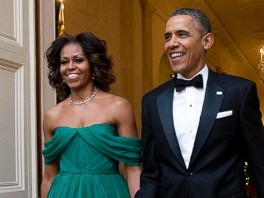 Michelle Obama Volunteers At DC Food Bank