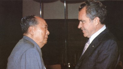 PHOTO: Chinese communist leader Chairman Mao Zedong (L) welcomes U.S. President Richard Nixon to his house in the Beijing Forbidden City on Feb. 22, 1972.