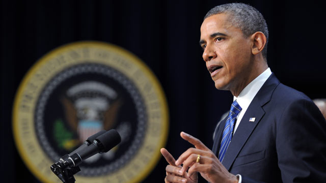PHOTO: President Barack Obama speaks during an event with middle class Americans who would see their taxes go up if Congress fails to act to extend the middle class tax cuts, at the South Court Auditorium in Washington, Nov.28, 2012.