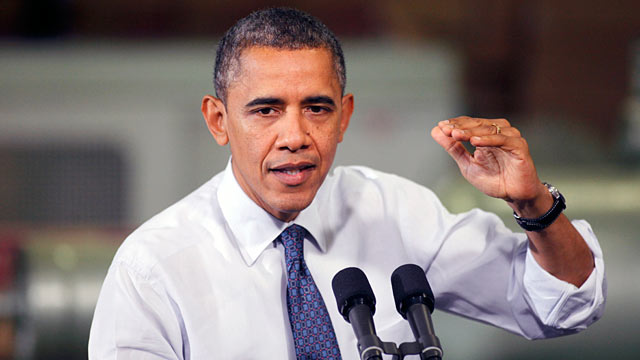 PHOTO: Barack Obama made a case for action on "fiscal cliff" legislation at The Rodon Group manufacturing facility, Nov. 30, 2012 in Hatfield, PA.