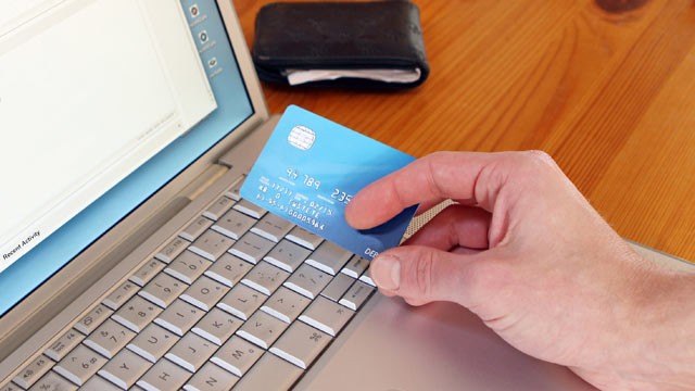 PHOTO: The Marketplace Fairness Act would require online retailers to collect sales tax.