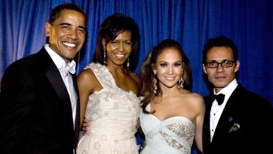 PHOTO: President Barack Obama, First Lady Michelle Obama, Jennifer Lopez and Marc Anthony pose backstage during the Western Inaugural Ball, Jan. 20, 2009 in Washington, DC.